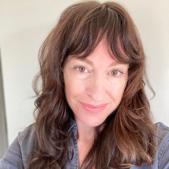 Meet your Posher, Amelia - Picture 1 of 1